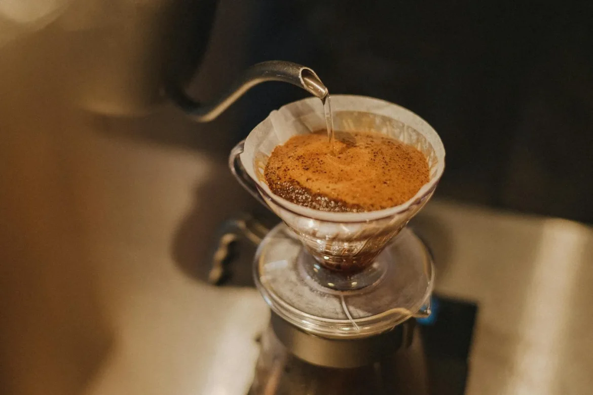 Best Japanese Coffee Makers: Buying Guide - japanese coffee maker