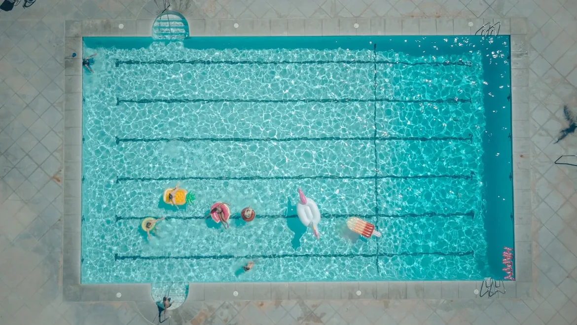 Best Rated Robotic Pool Vacuums: Buyer's Guide - best rated robotic pool vacuum