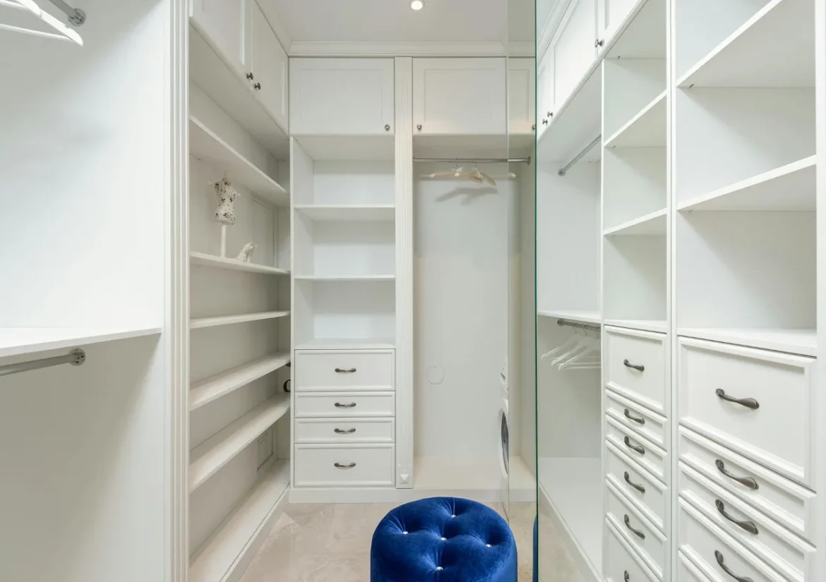 How to Choose a Closet Cap Organizer - closet cap organizer