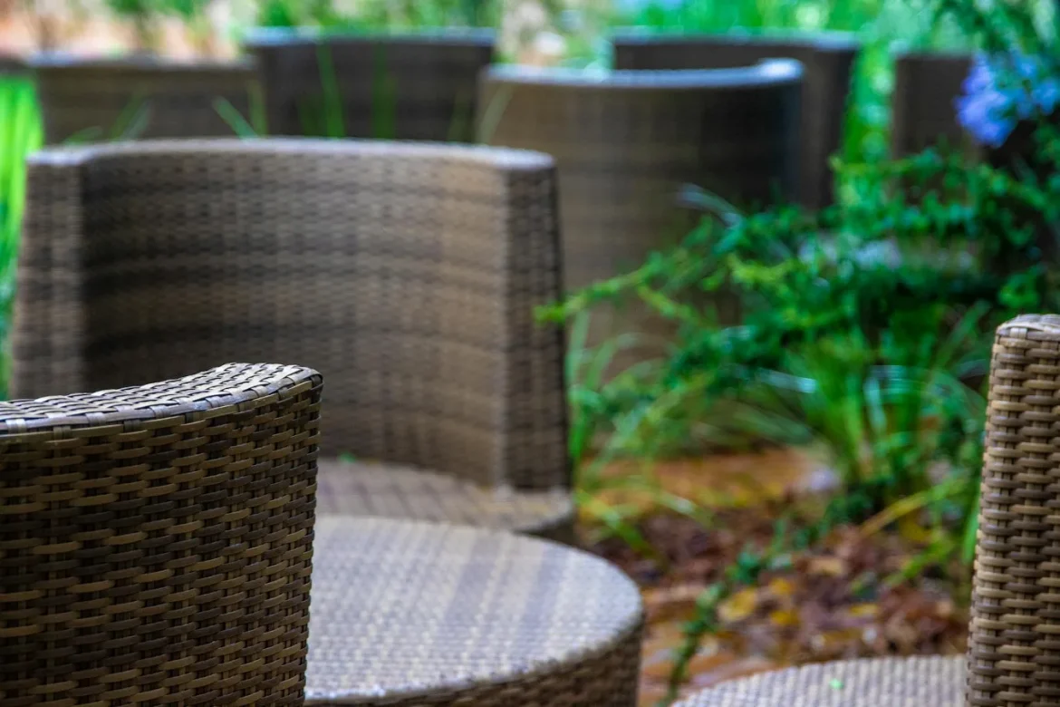Curved Patio Furniture Buying Guide - curved patio furniture