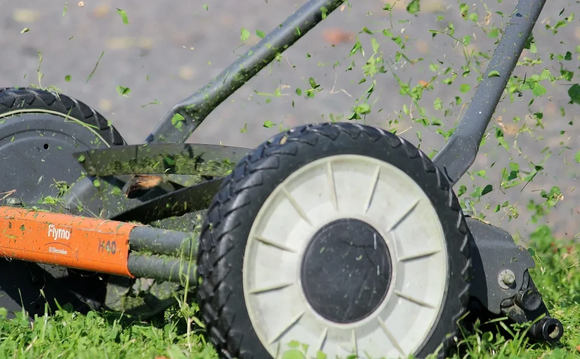 High-Lift Lawn Mower Blades: Buyer’s Guide - high lift lawn mower blades
