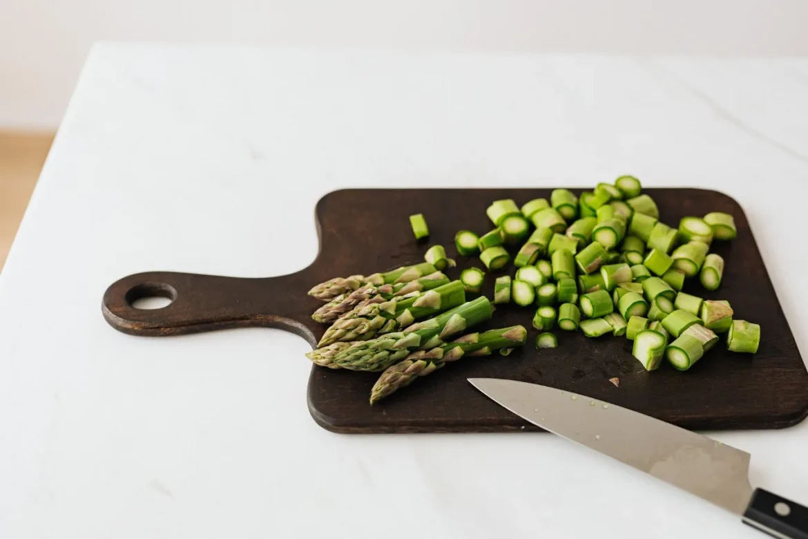 Hinoki Cutting Board Buying Guide - hinoki cutting board
