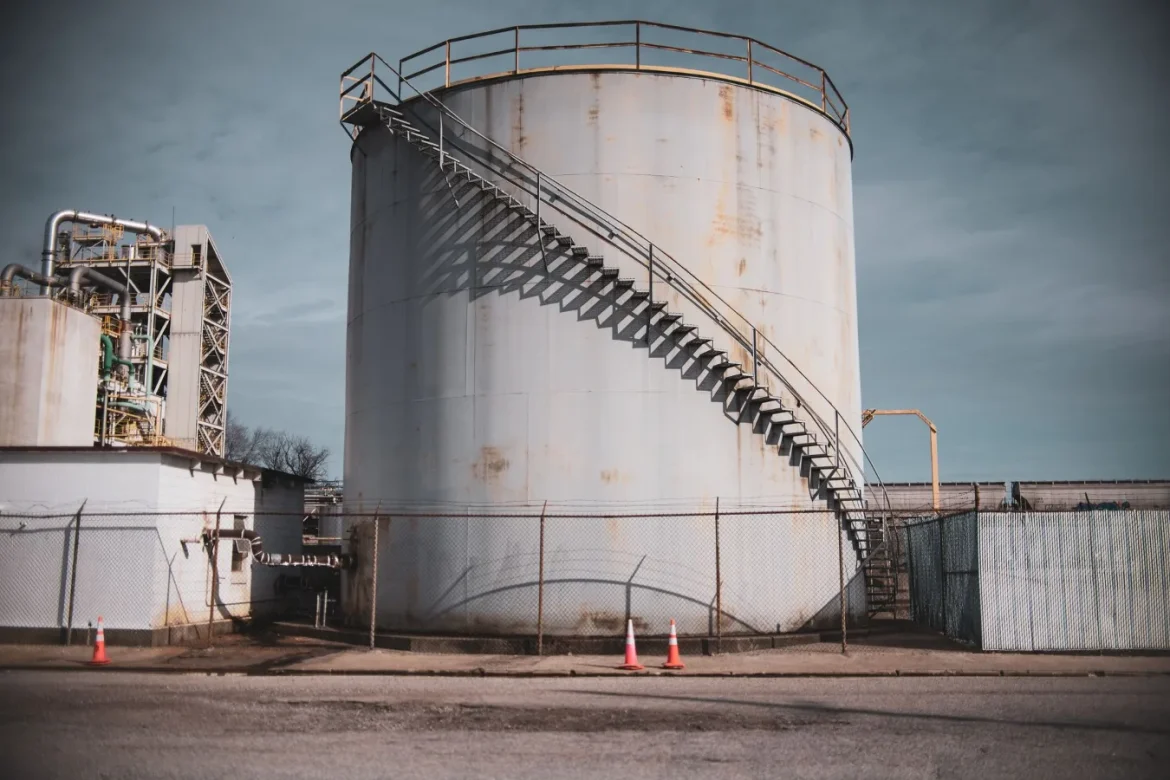 Oil Storage Container Buying Guide - oil storage container