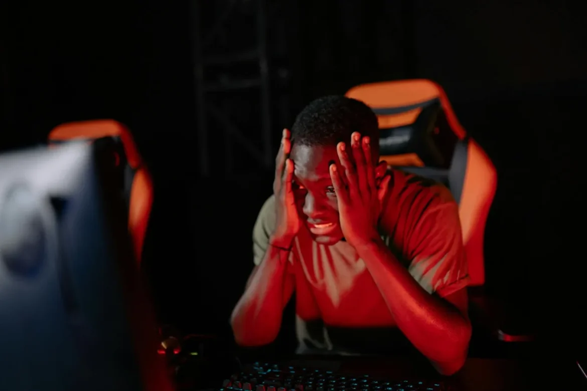 Red and Black Gaming Chair Guide - red and black gaming chair