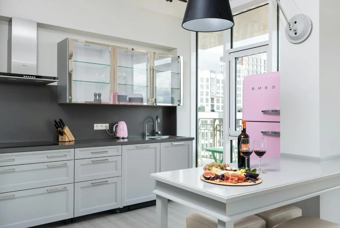 Smeg Knife Set: What to Know Before Buying - smeg knife set